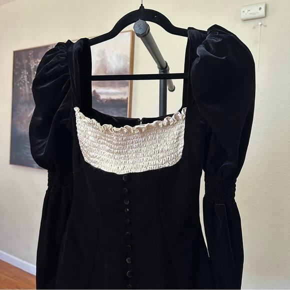 HOUSE OF CB 'Azaria' Black & Vintage Cream Mini Dress NWOT XS longer length - Picture 12 of 14